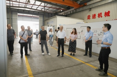 實(shí)地觀摩促交流 技能賦能助發(fā)展 | 山東省淄博市淄川區(qū)總工會(huì)黨組成員、副主席馮進(jìn)明一行蒞臨景興紙業(yè)調(diào)研交流